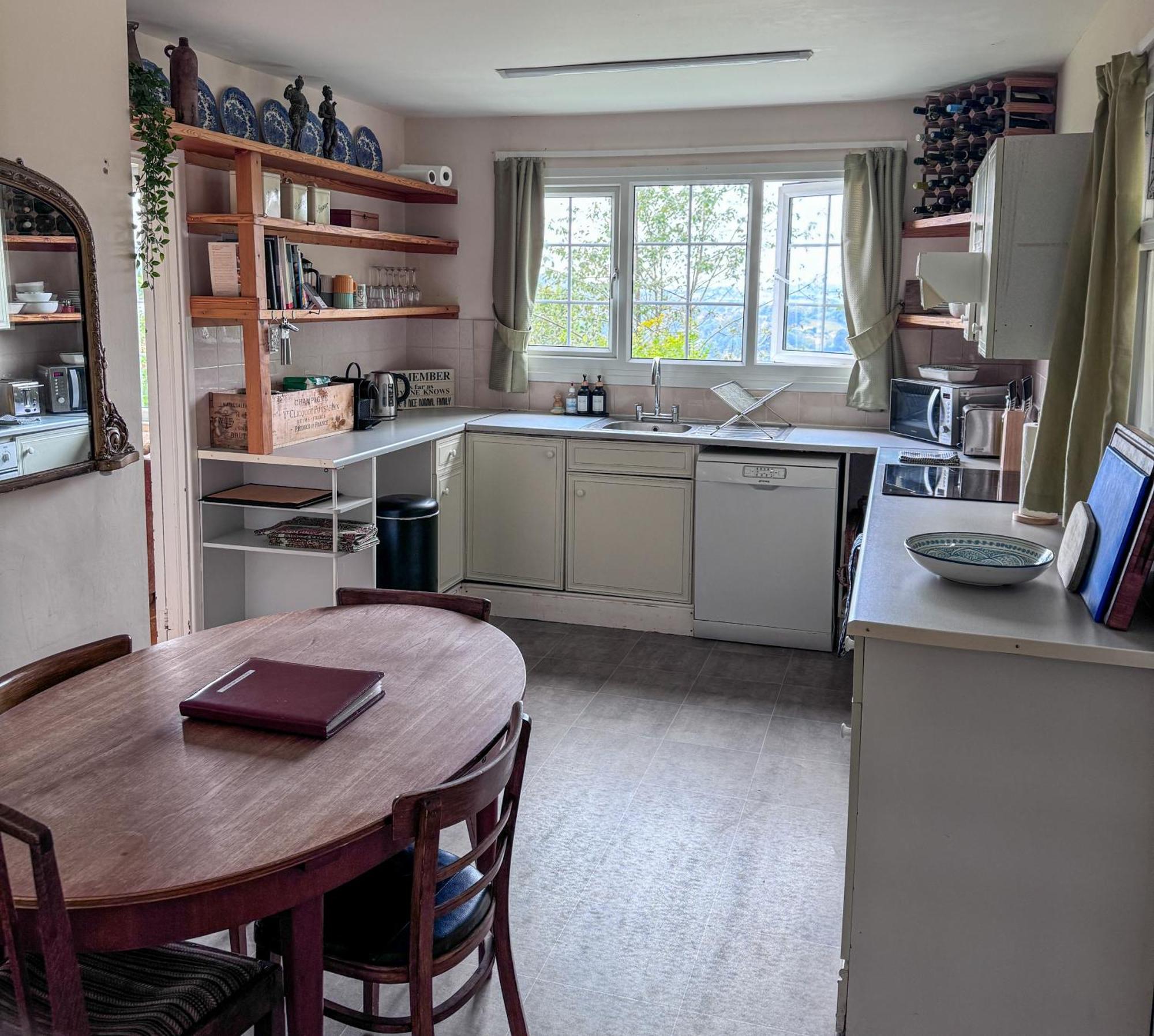 Spacious Home In Bath, Nature And City! Екстер'єр фото