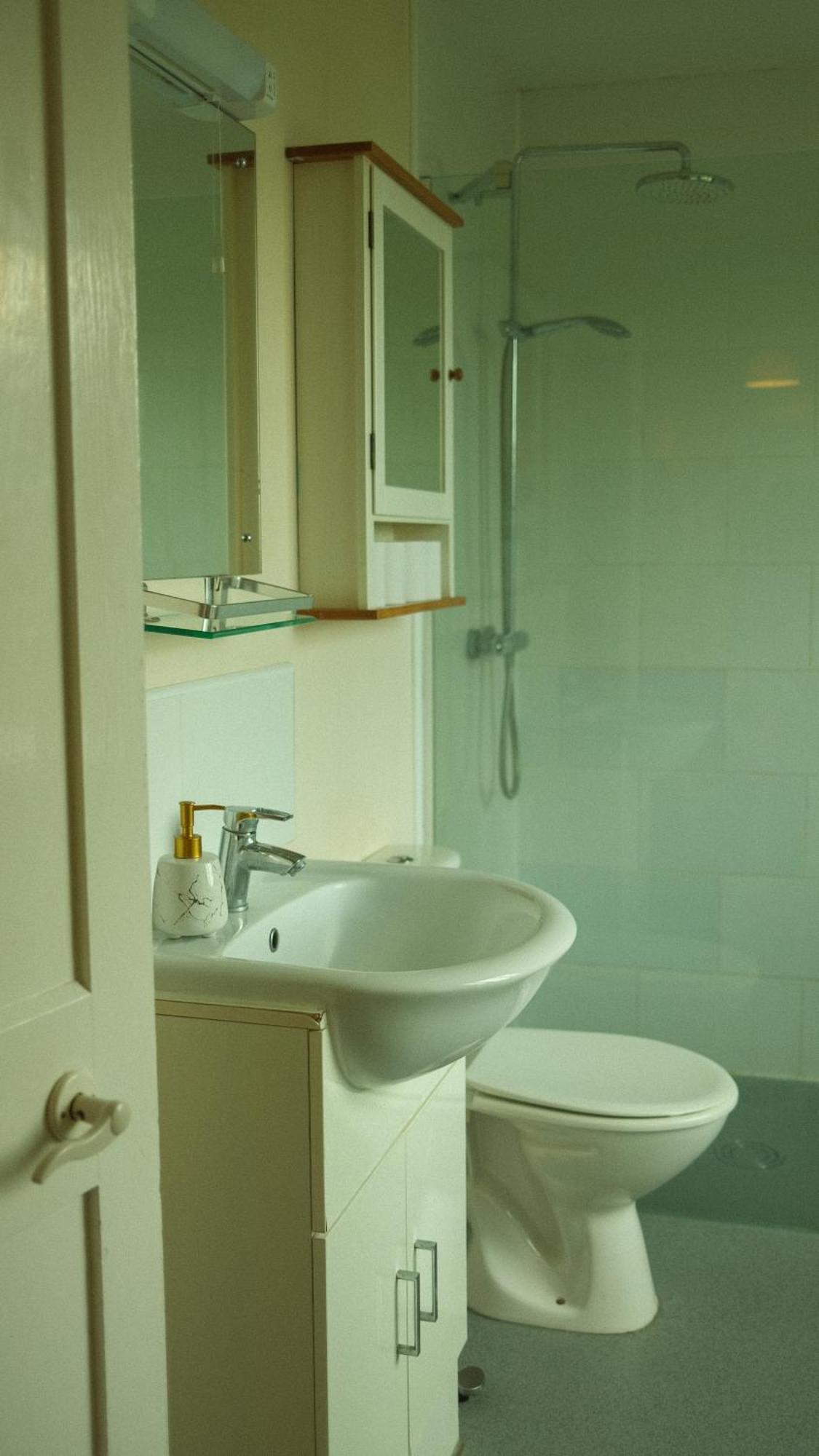 Spacious Home In Bath, Nature And City! Екстер'єр фото